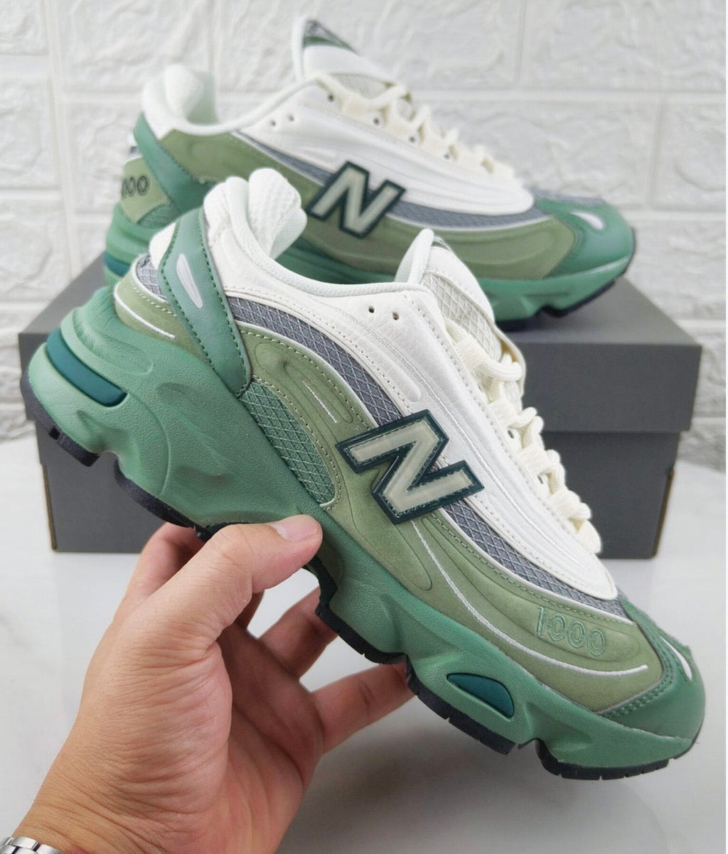 New Balance 1000