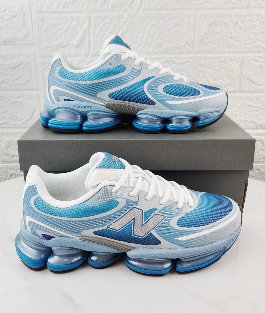 New Balance 2000