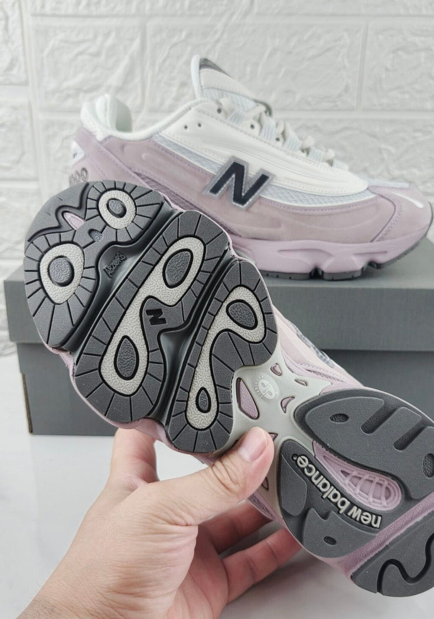 New Balance 1000
