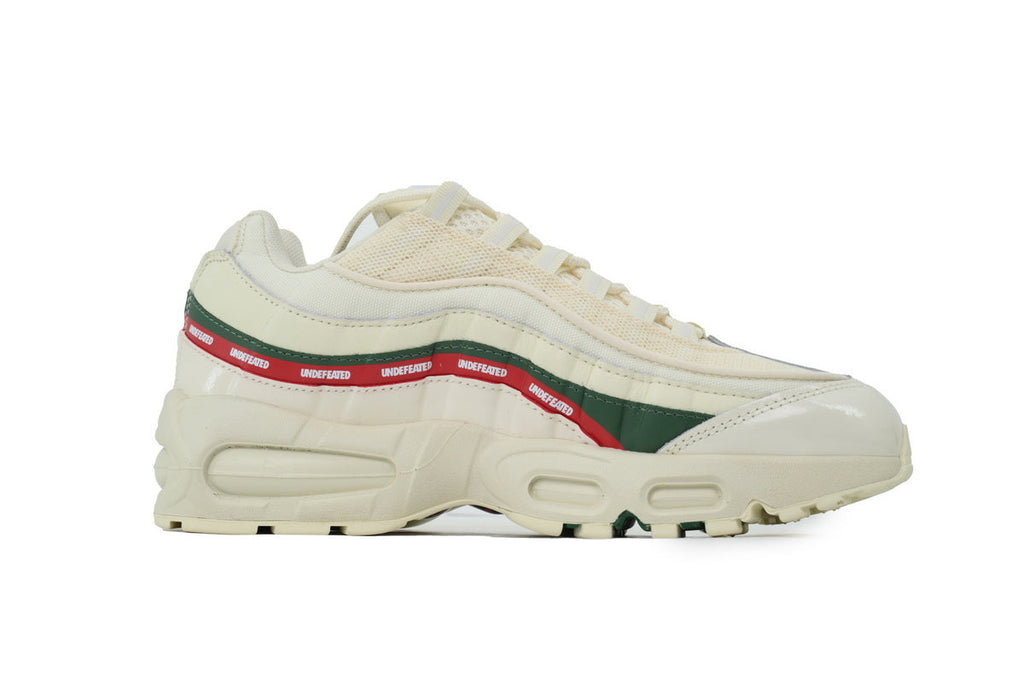Nike Air Max 95 Invaincue