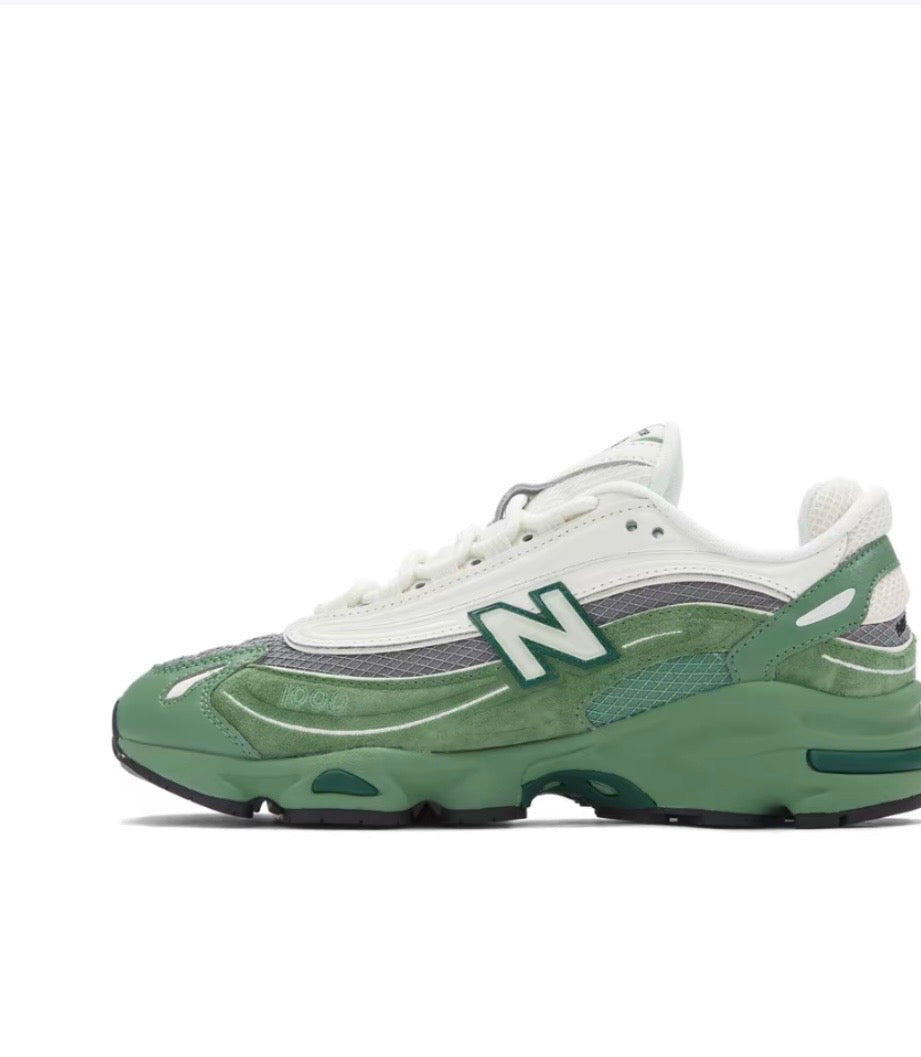 New Balance 1000