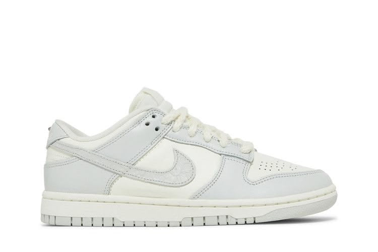 Nike dunk needlework