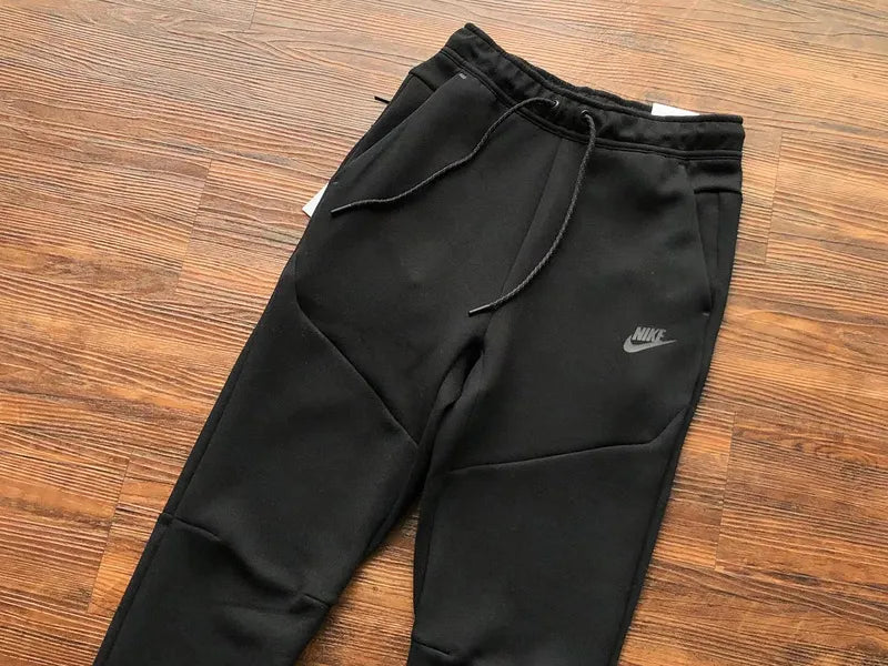 survêtement Nike teck