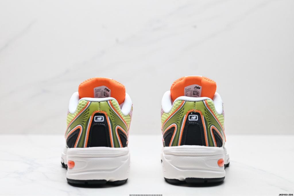 New Balance 740